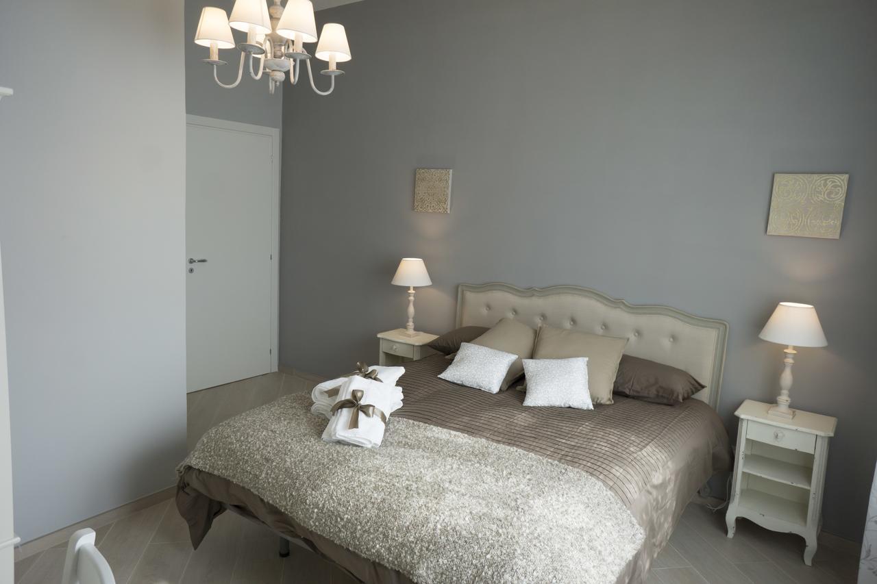 B&B Donna Ada Salerno Bagian luar foto