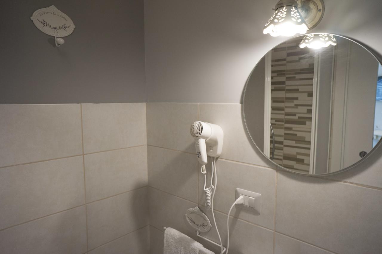 B&B Donna Ada Salerno Bagian luar foto